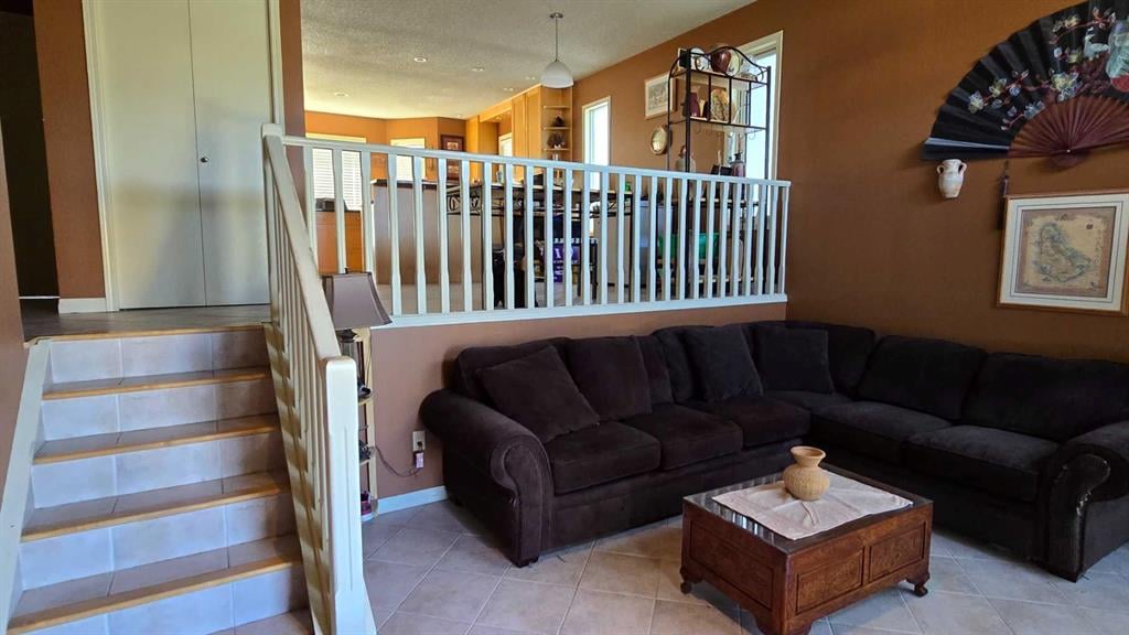 203 Arbour Summit - Thumbnail 6