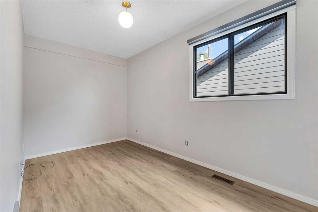 37 Edgeford - Thumbnail 8