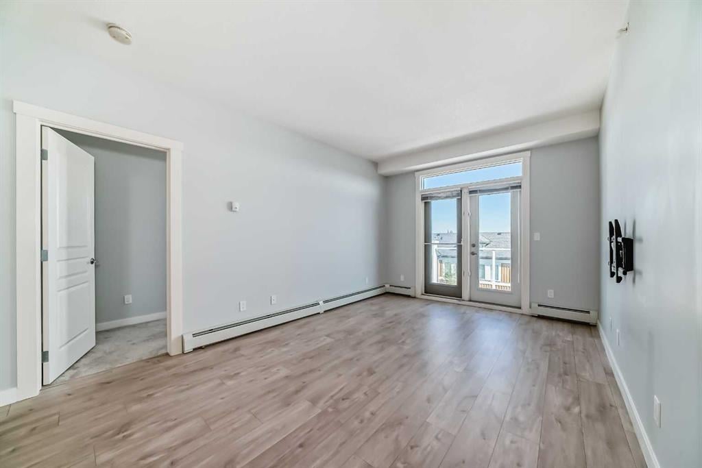 2300 Evanston - Thumbnail 3