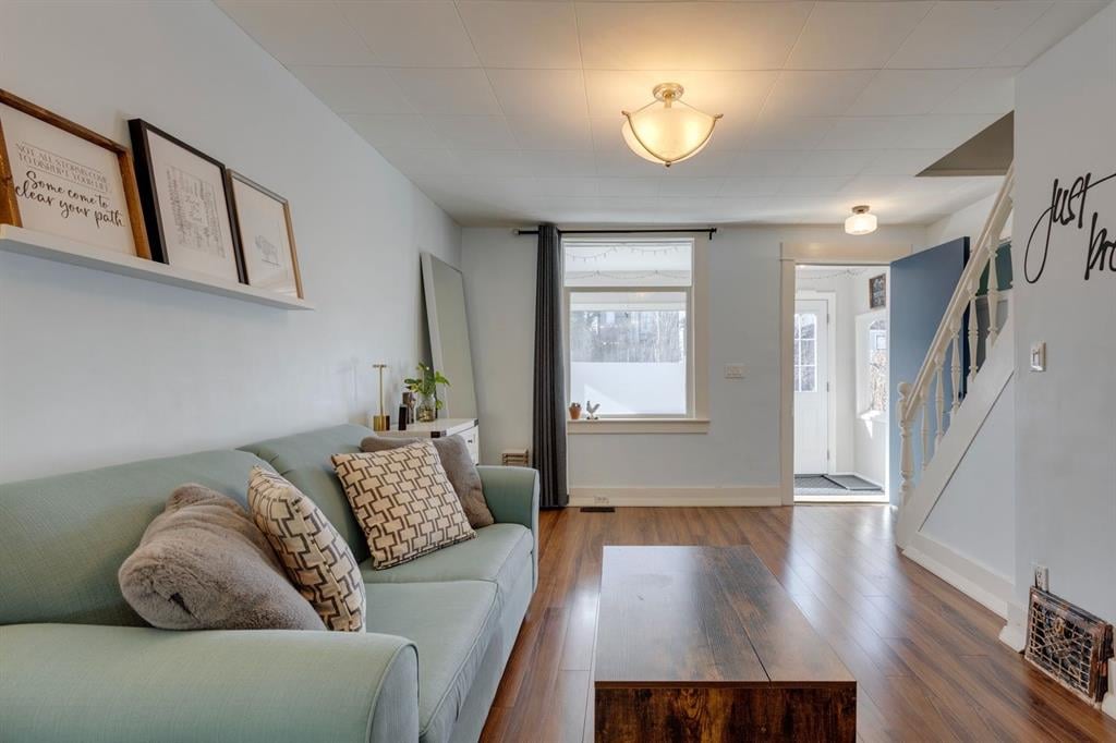 3612 Parkhill - Thumbnail 4