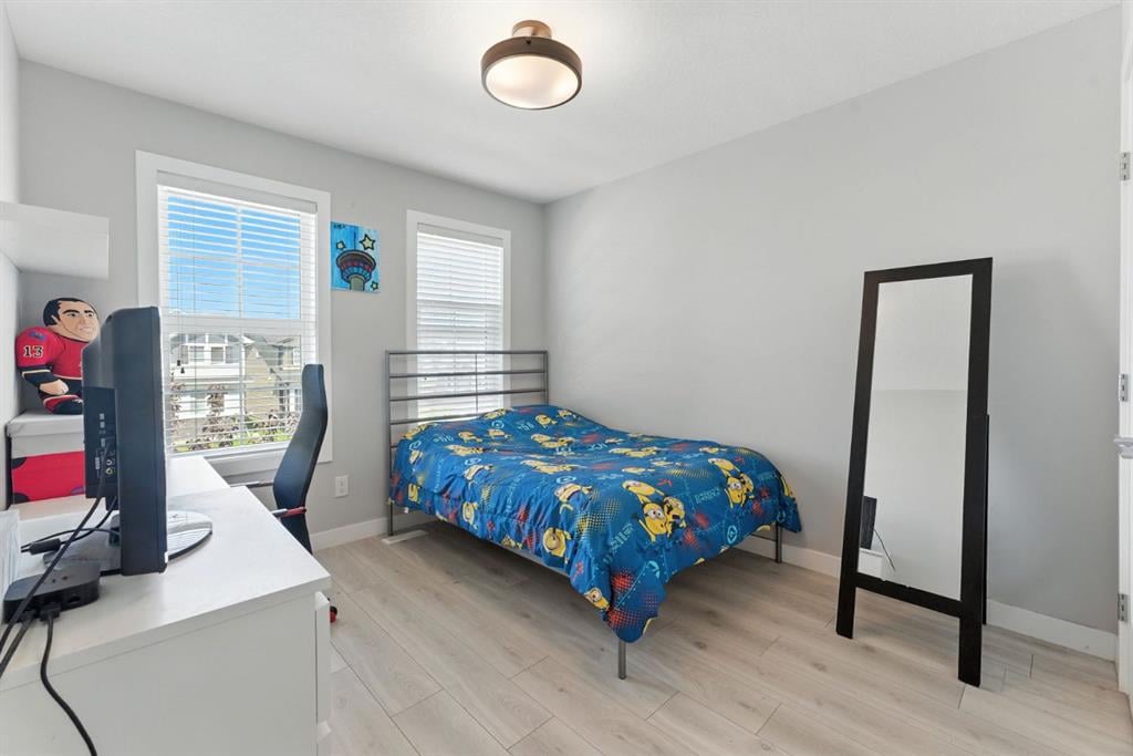 1205 Carrington - Thumbnail 5