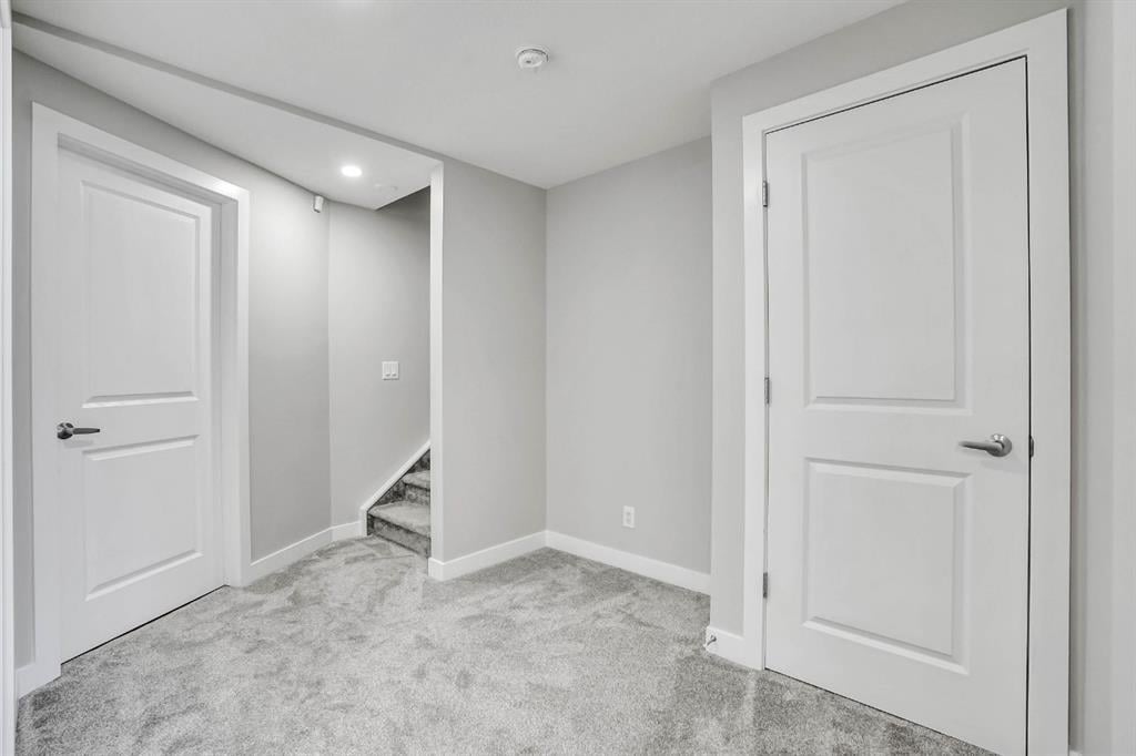 656 Walgrove - Thumbnail 4