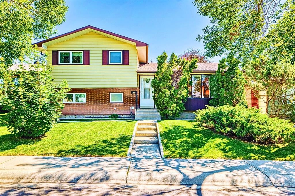 156 Whiteview - Thumbnail 2