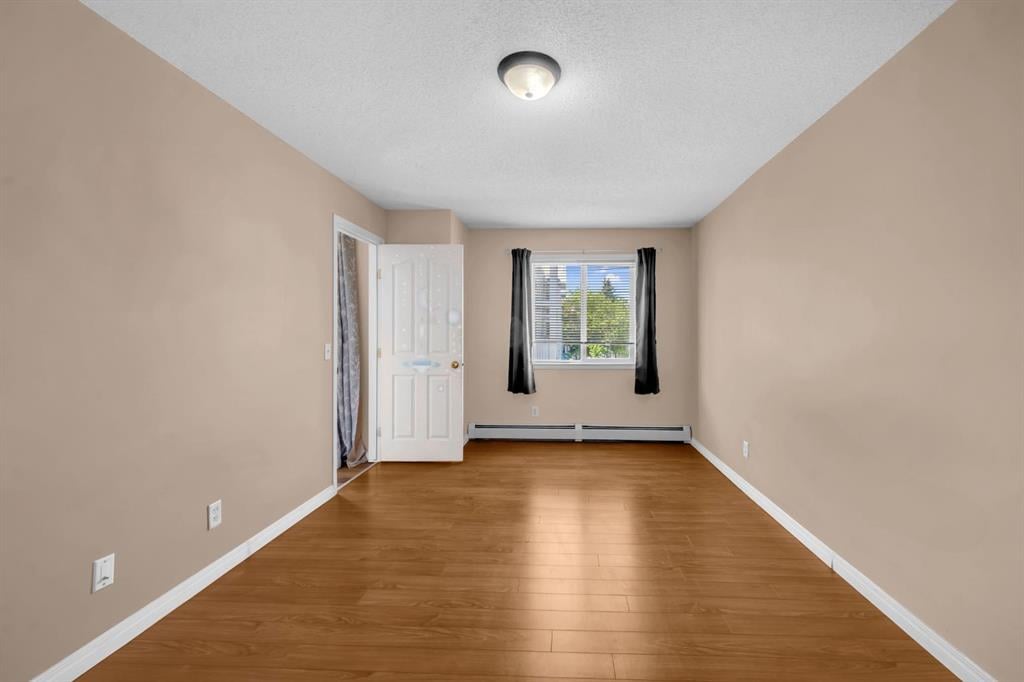 4204 Valleyview - Thumbnail 5