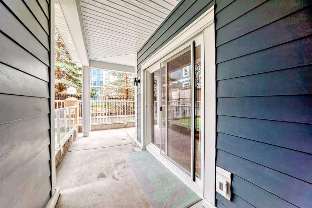 333 Riverfront - Thumbnail 3