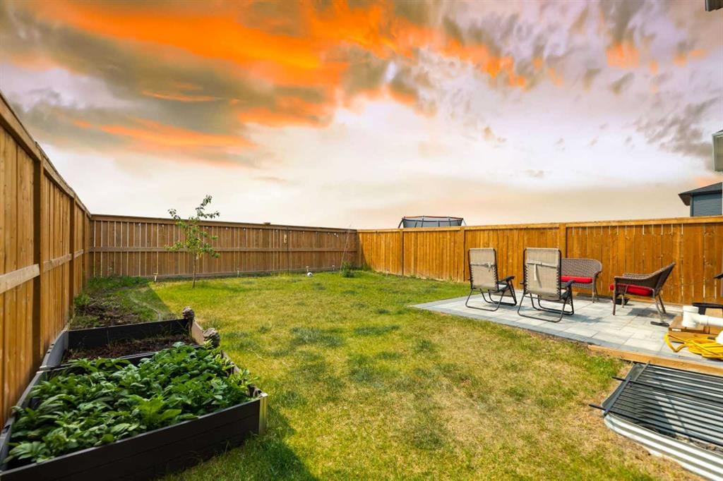 385 Corner Meadows - Thumbnail 5