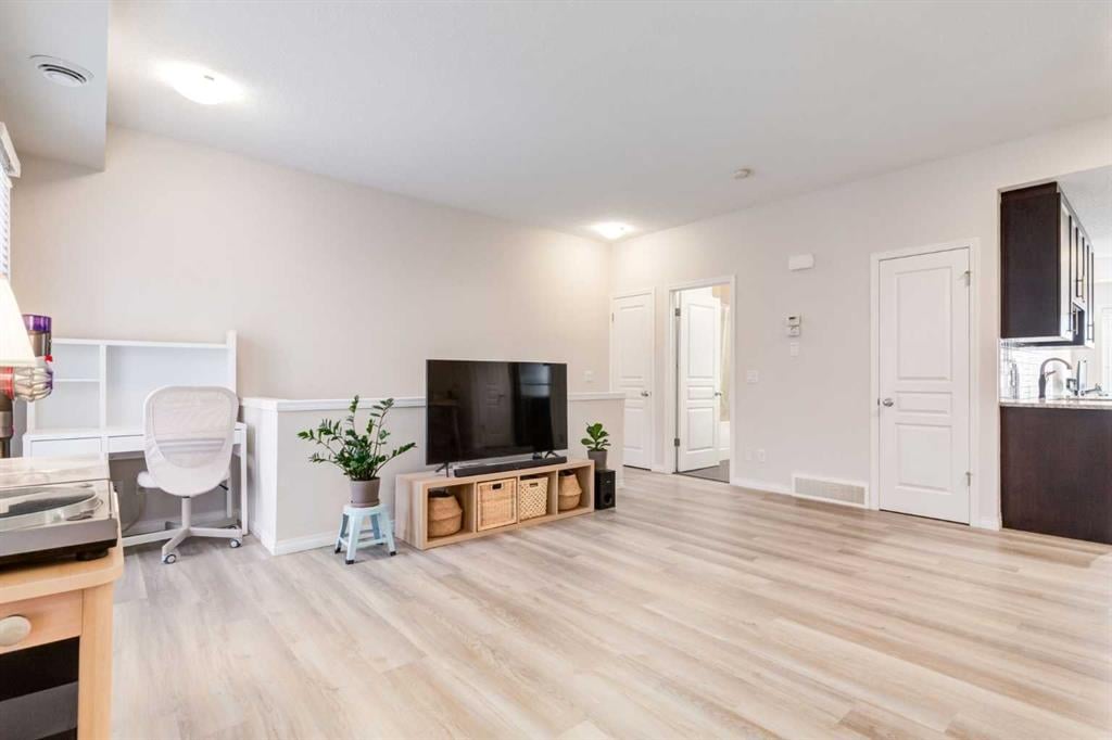 509 Auburn Bay - Thumbnail 8
