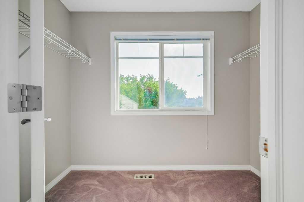 158 Everridge - Thumbnail 6