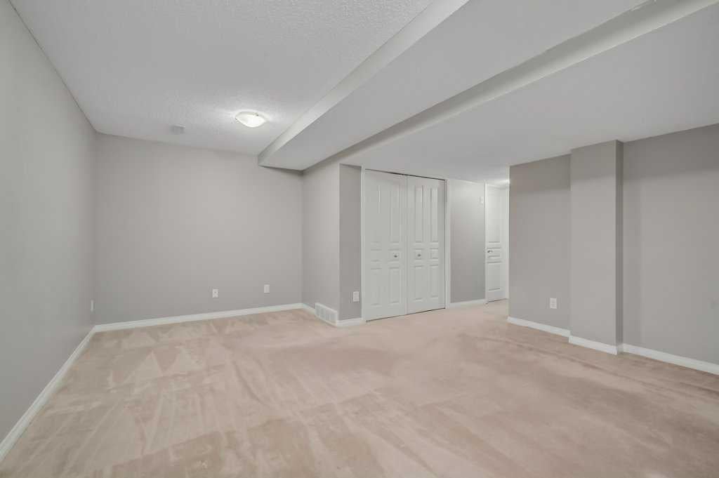158 Everridge - Thumbnail 7
