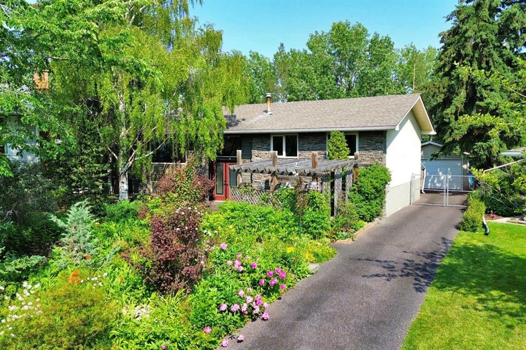 210 Dalgleish - Thumbnail 1