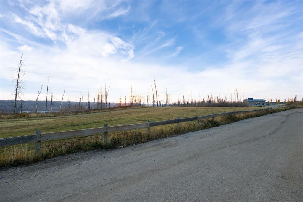 652 Athabasca - Thumbnail 7