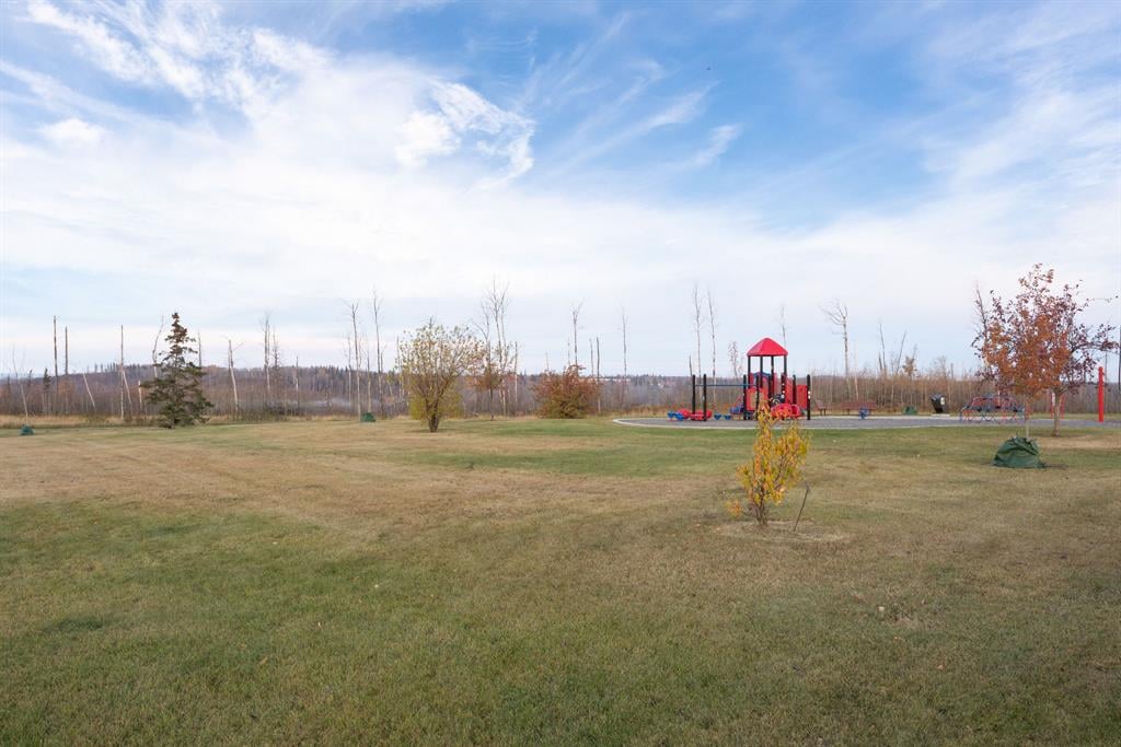 652 Athabasca - Thumbnail 2