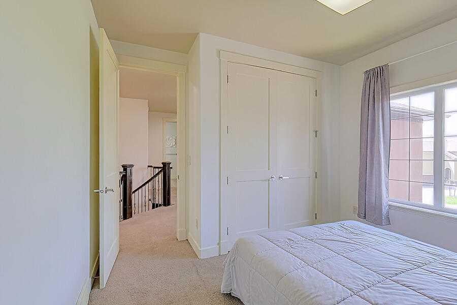 16 Rockcliff - Thumbnail 3