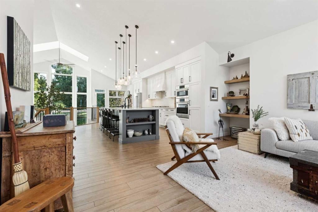 1551 Evergreen - Thumbnail 6