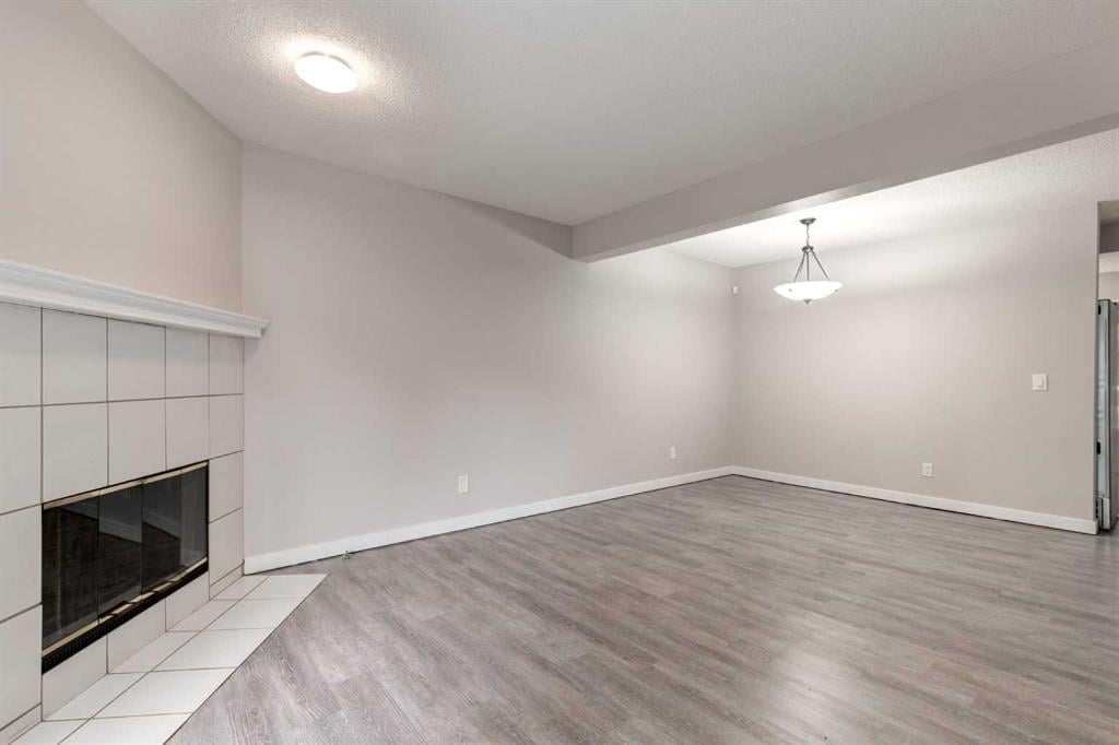 245 Cedarwood - Thumbnail 6