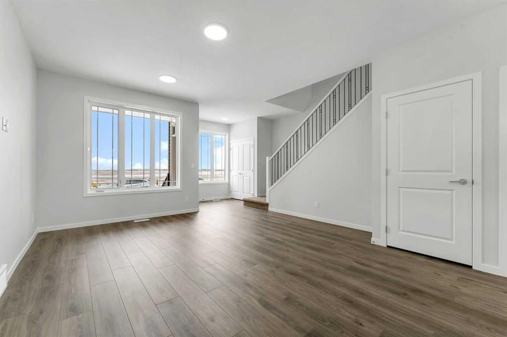 87 Corner Glen - Thumbnail 8