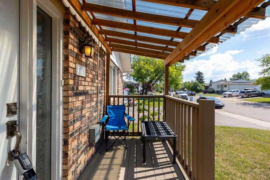 313 Hillcrest - Thumbnail 7