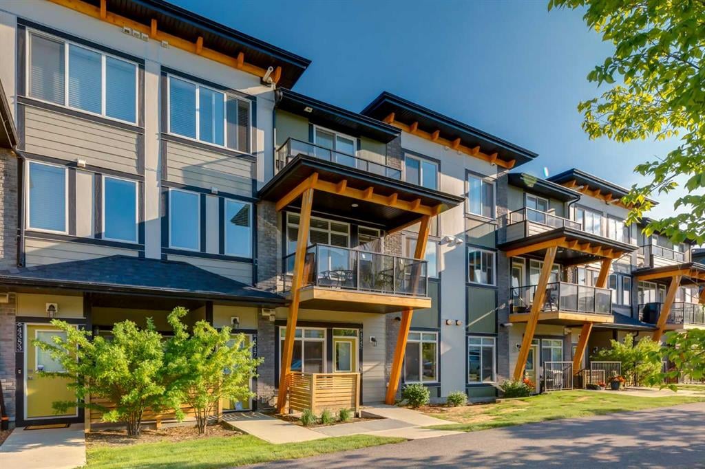 4345 Seton - Thumbnail 1