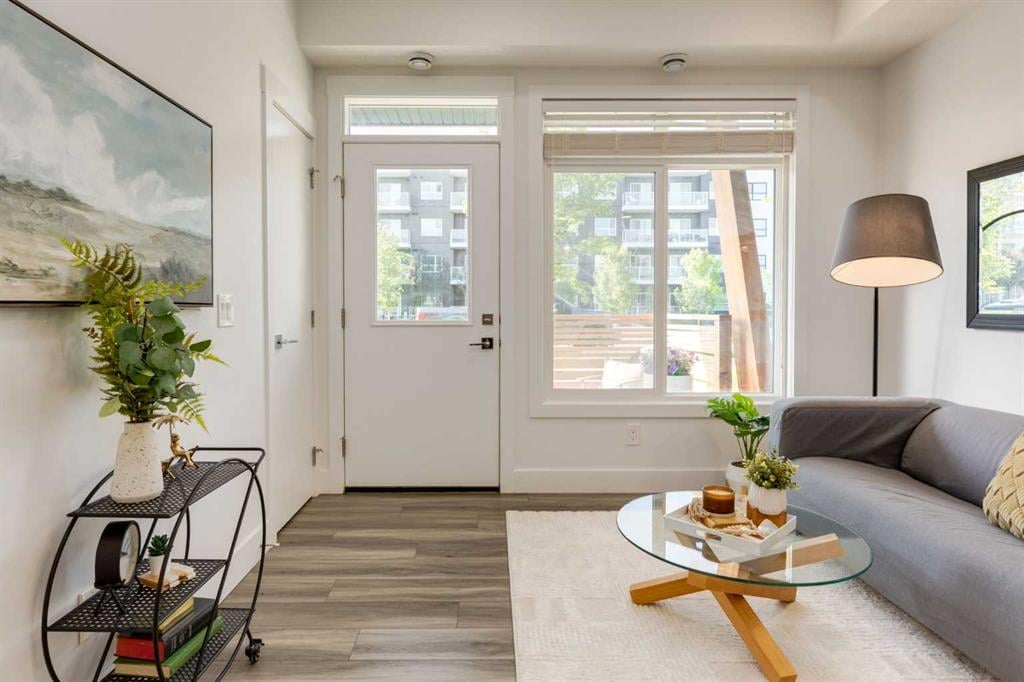 4345 Seton - Thumbnail 6