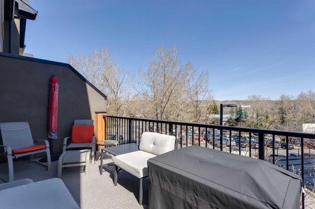 303 Valley Ridge - Thumbnail 6