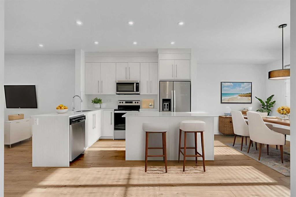 657 Savanna - Thumbnail 1
