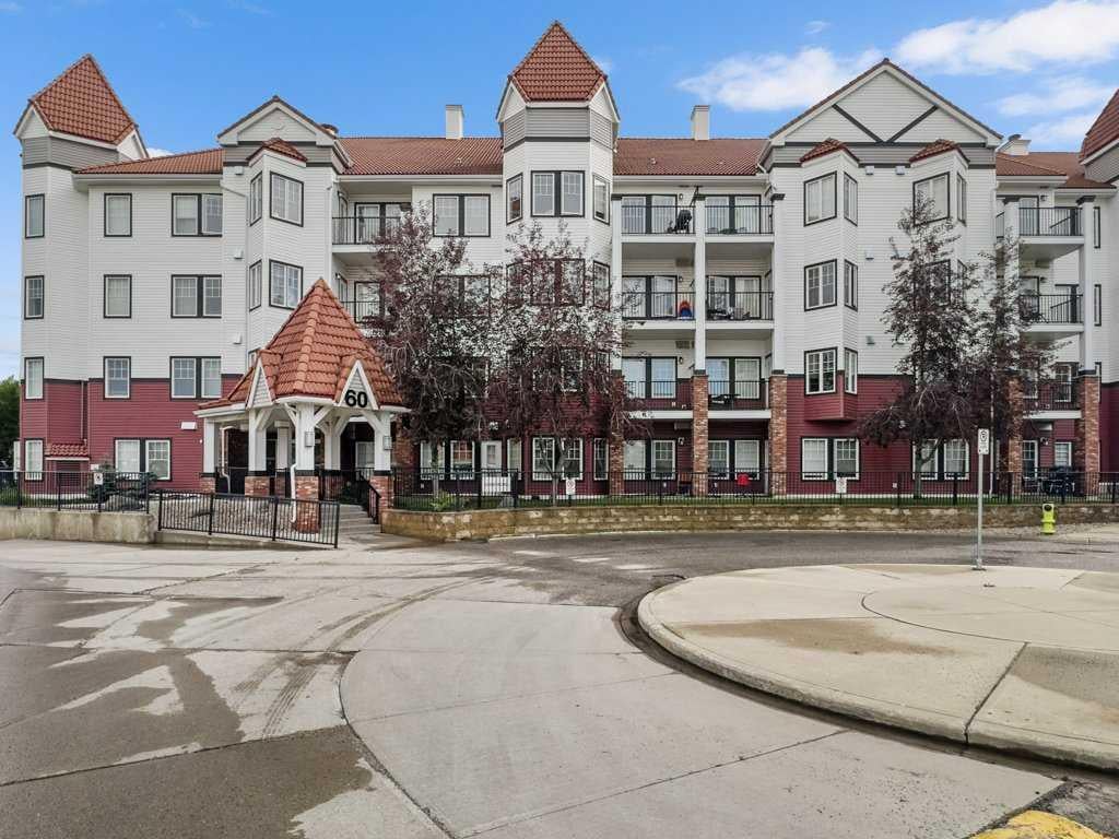 60 Royal Oak - Thumbnail 1