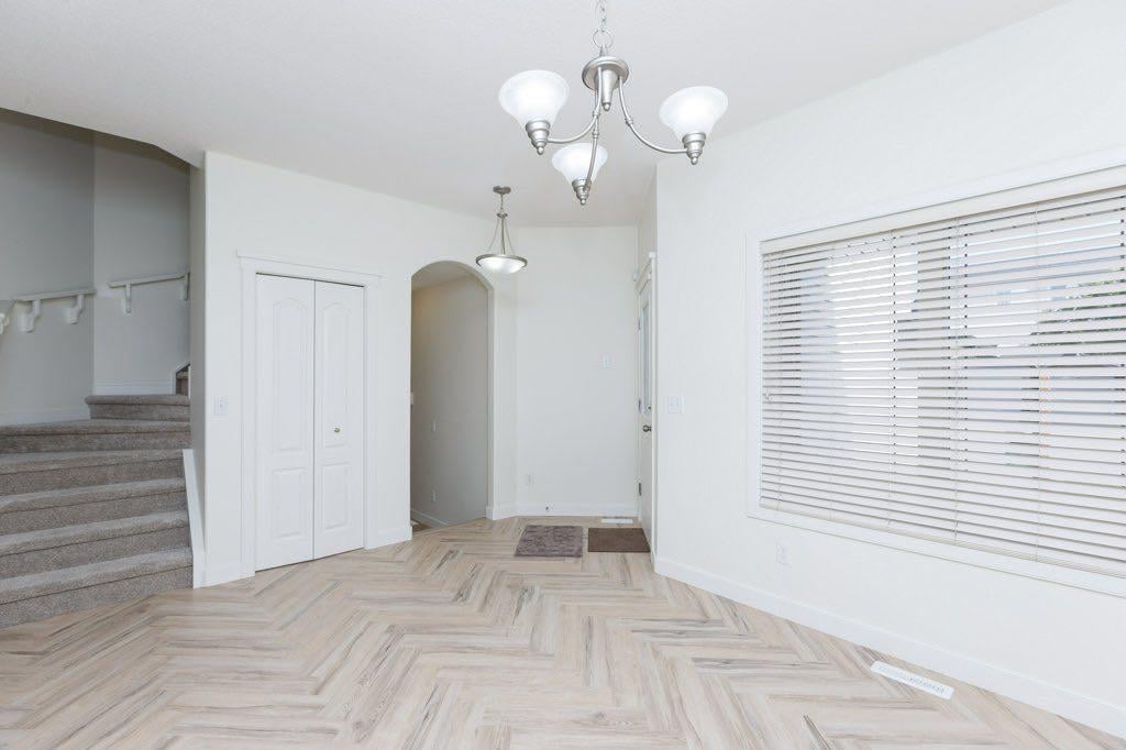 11 West Cedar - Thumbnail 4