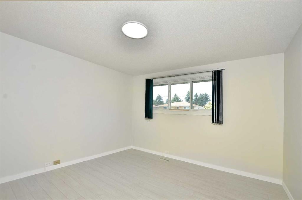 4207 Maryvale - Thumbnail 6