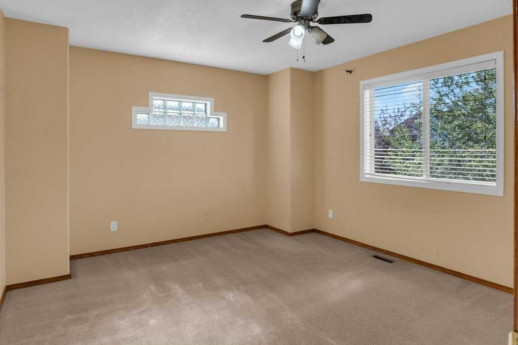 1745 Douglas Glen - Thumbnail 5