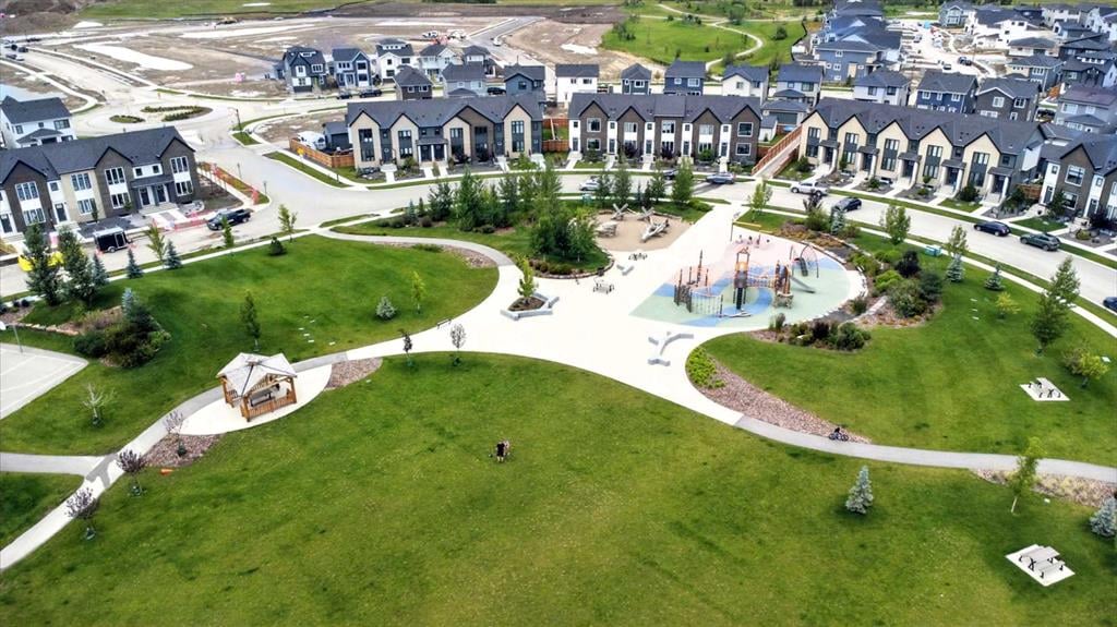 862 Harmony Parade - Thumbnail 7
