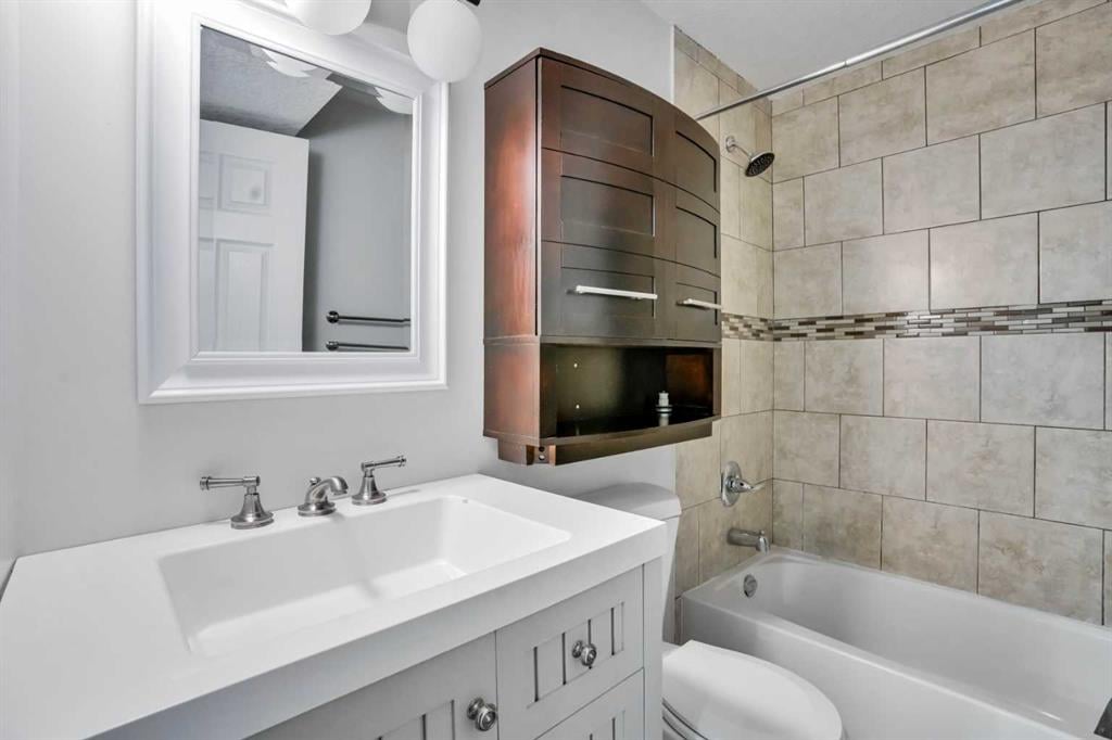 347 Evanston - Thumbnail 7
