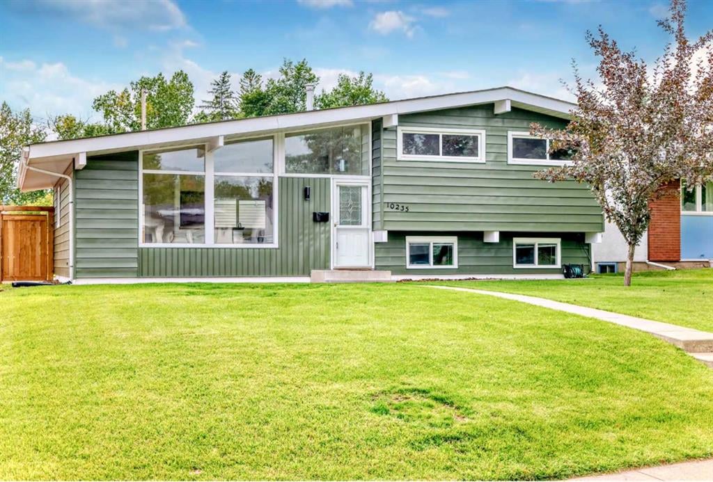 10235 Maple Grove - Thumbnail 1