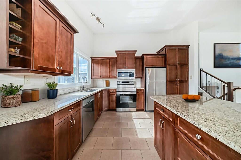 10235 Maple Grove - Thumbnail 8