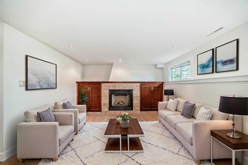 10235 Maple Grove - Thumbnail 7