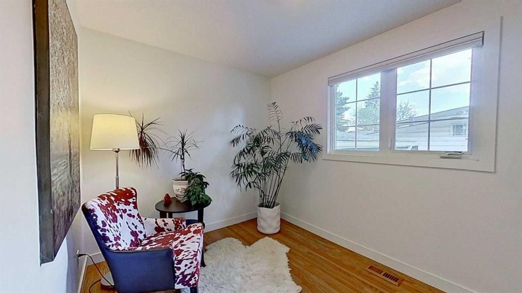 2932 Lathom - Thumbnail 6