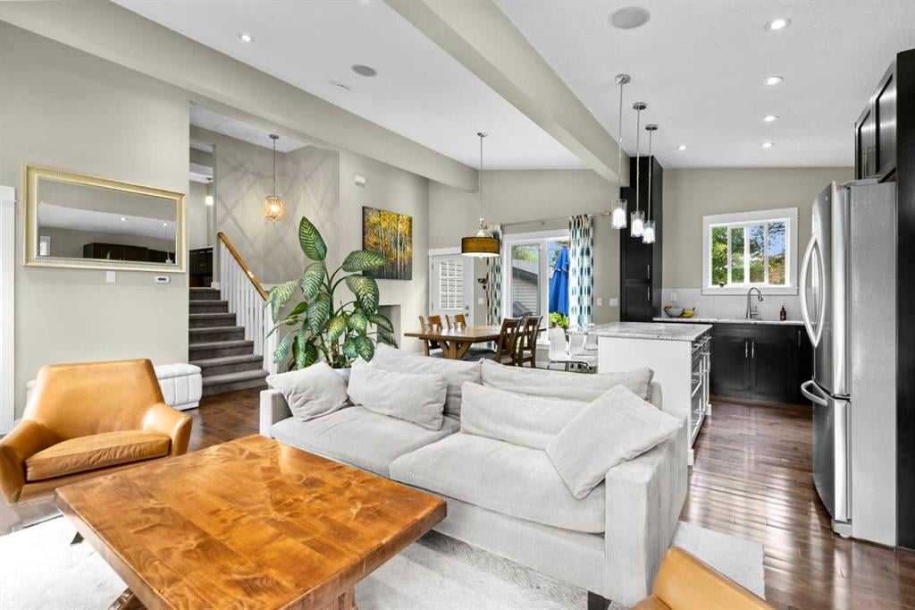 2627 Laurel - Thumbnail 5