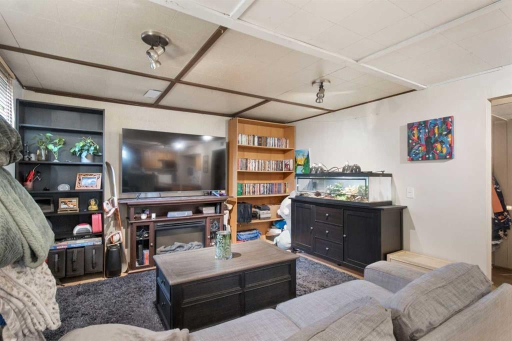 4147 Maryvale - Thumbnail 7