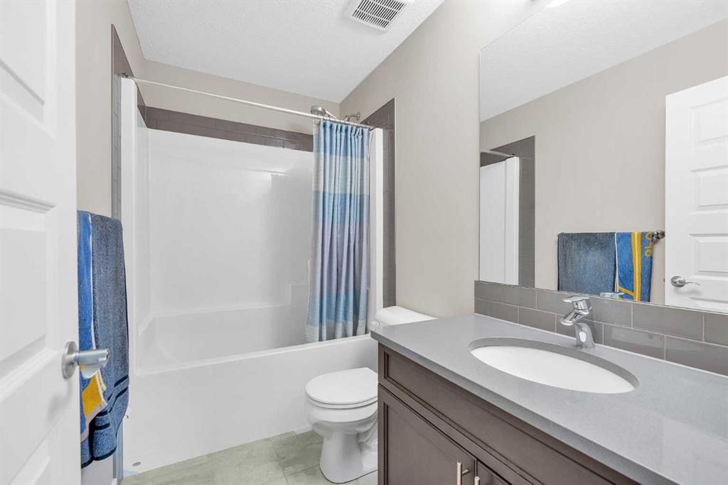 304 Corner Meadows - Thumbnail 5