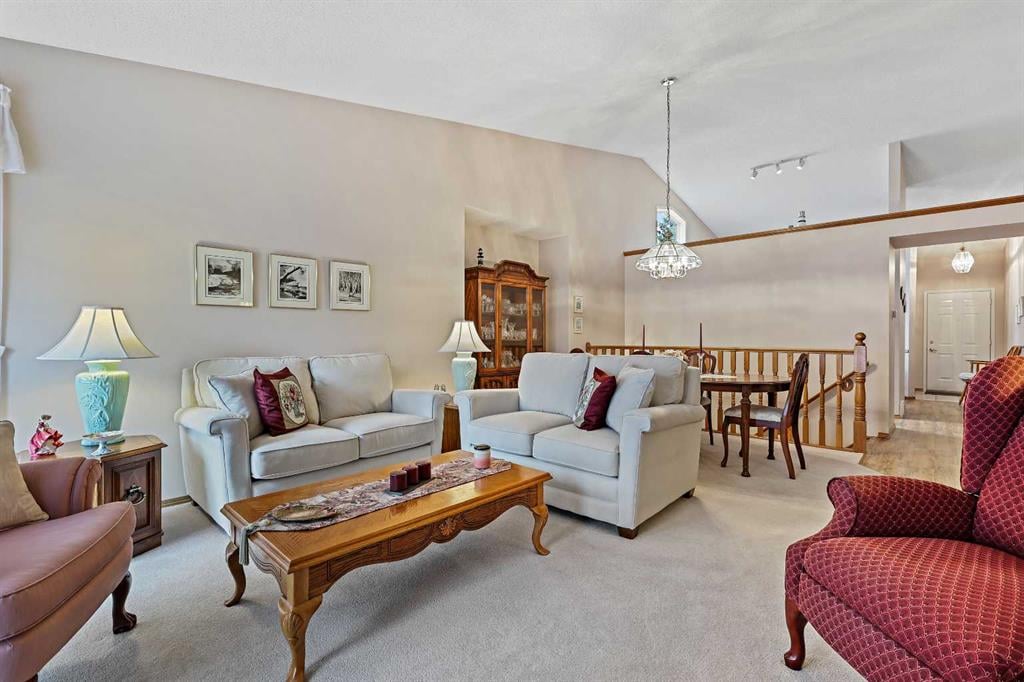 10 Douglasview - Thumbnail 2