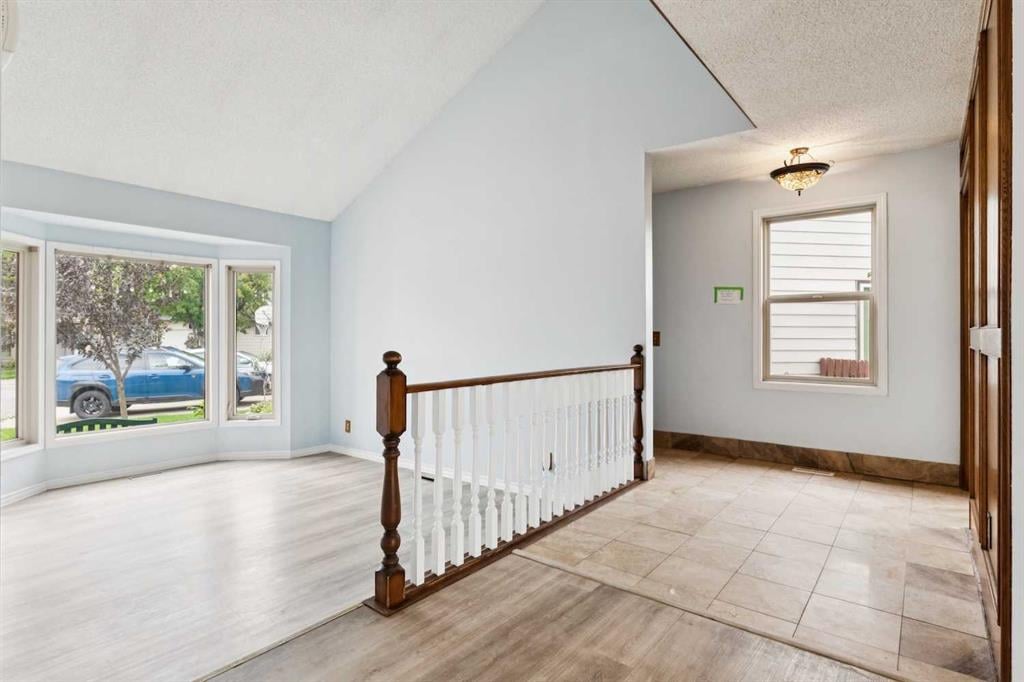 131 Macewan Glen - Thumbnail 7