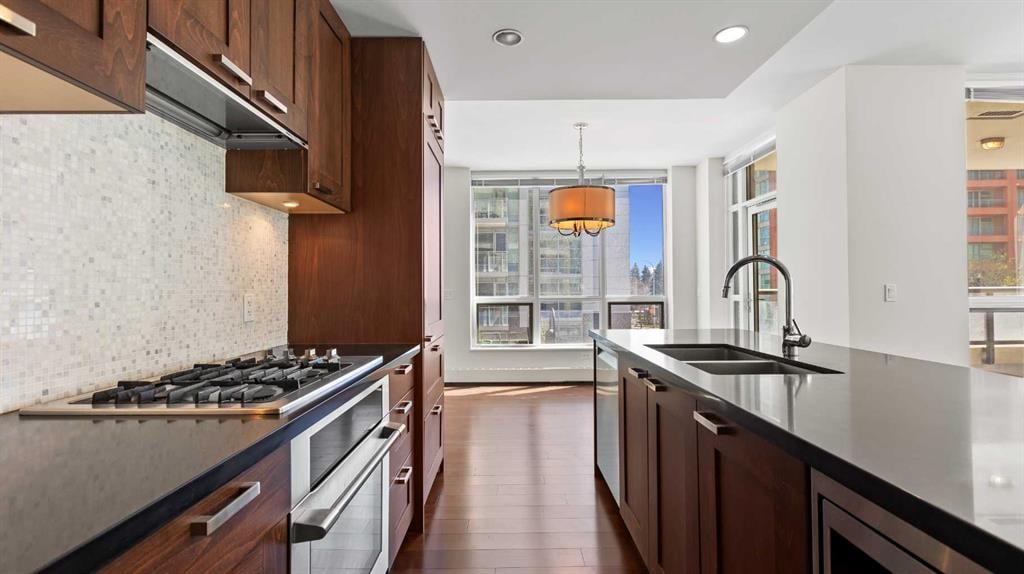 222 Riverfront - Thumbnail 8