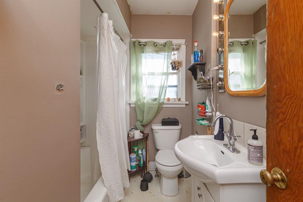 2824 Parkdale - Thumbnail 7