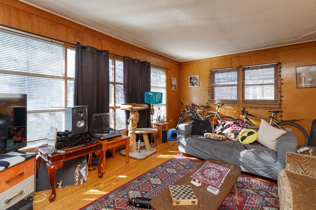 2824 Parkdale - Thumbnail 5