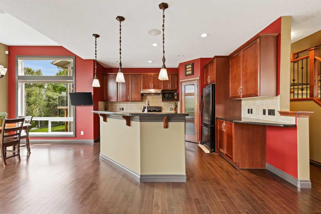 66 Crestbrook - Thumbnail 8
