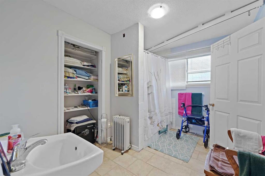 5820 Bowness - Thumbnail 7