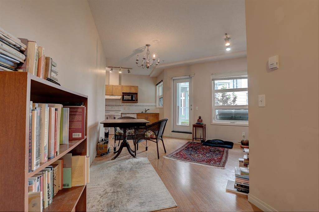 333 Riverfront - Thumbnail 6