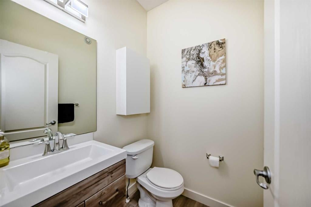 437 Auburn Bay - Thumbnail 8