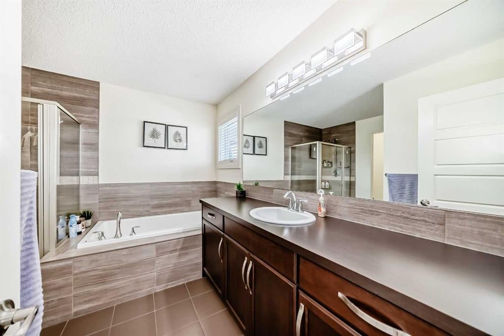 437 Auburn Bay - Thumbnail 5