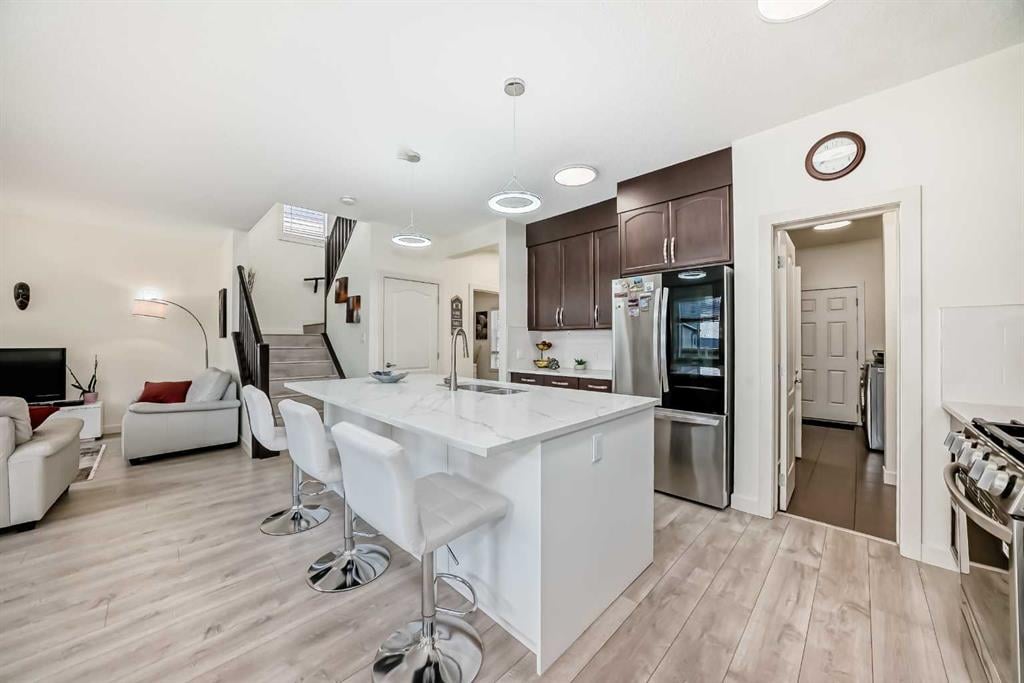 437 Auburn Bay - Thumbnail 5