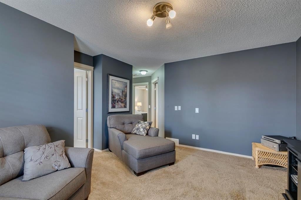 210 Elgin - Thumbnail 5
